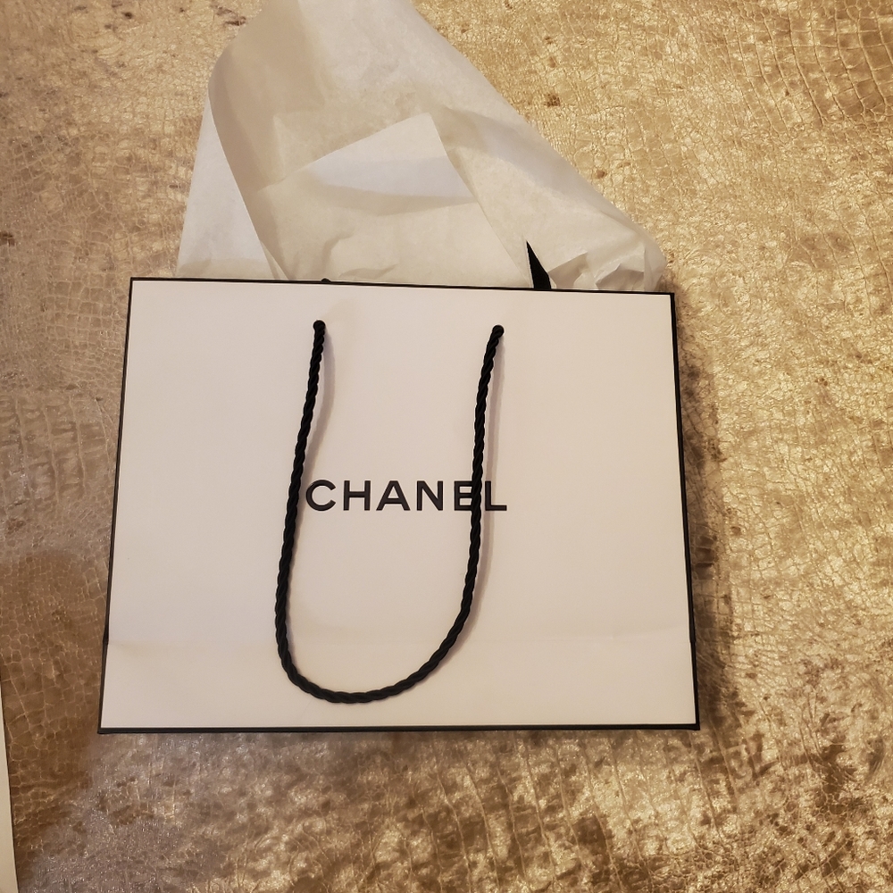 Chanel gift bag